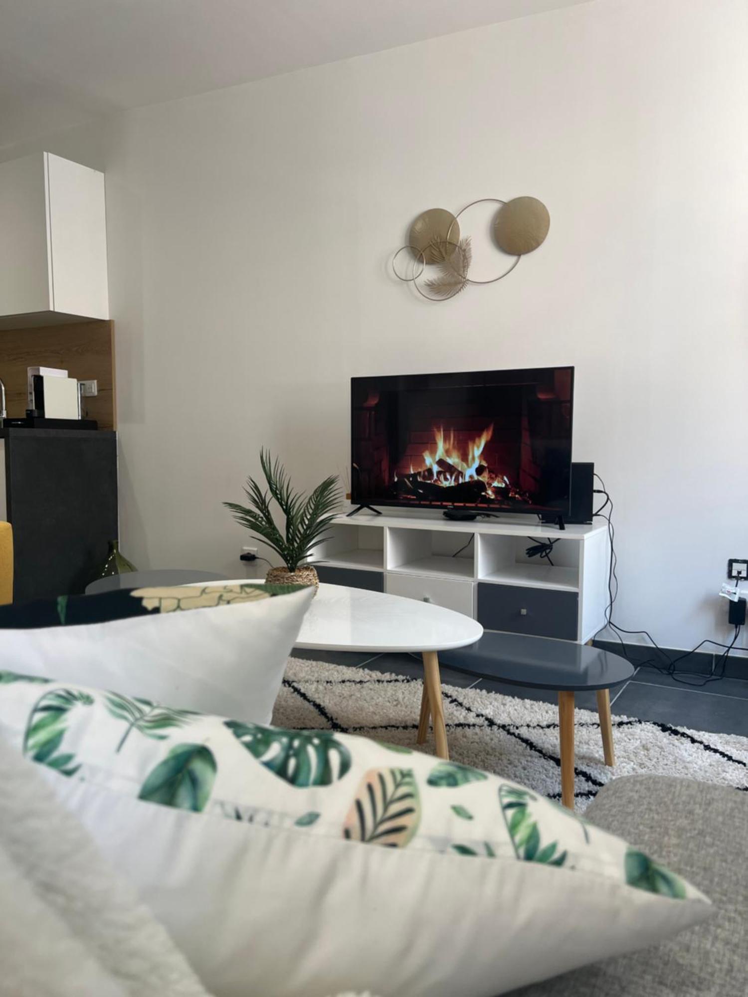 Le Cosy Apartment Crest Ngoại thất bức ảnh