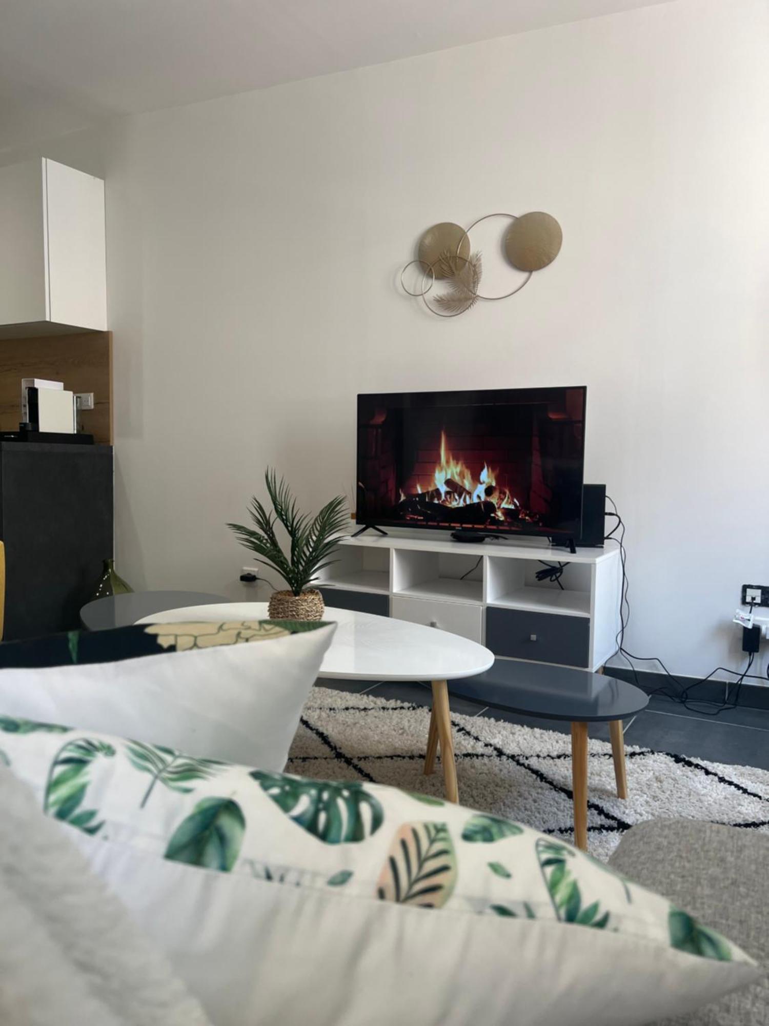Le Cosy Apartment Crest Ngoại thất bức ảnh